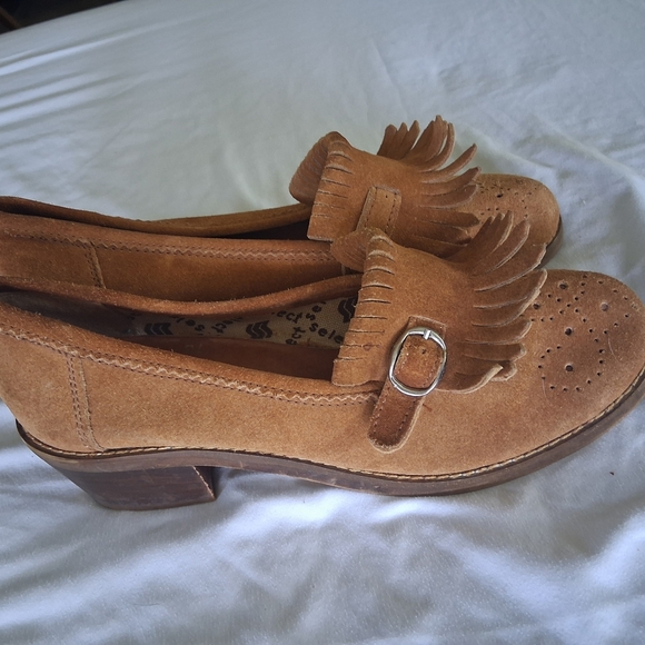Brown Suede Moccasin Shoes with Fringe - Picture 2 of 5